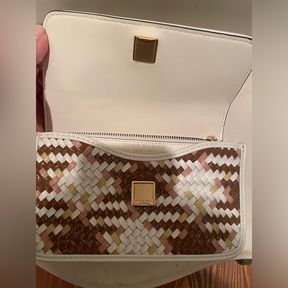 Tory Burch Thea Crossbody in multiwoven leather - Picture 7 of 9